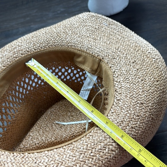 ILLUMA Cowboy paper straw sun hat, beaded band, adjustable - Picture 9 of 12